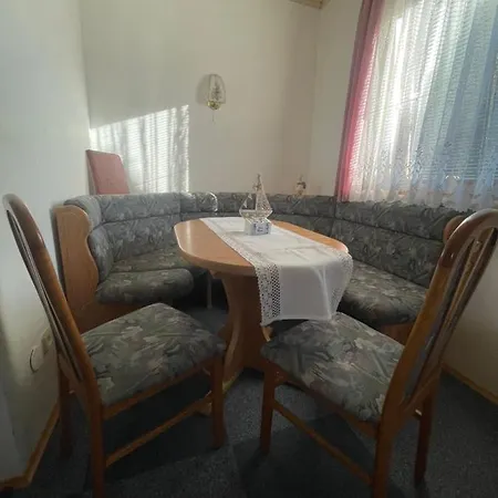 Haus Zum Glueck * 赖弗尼茨